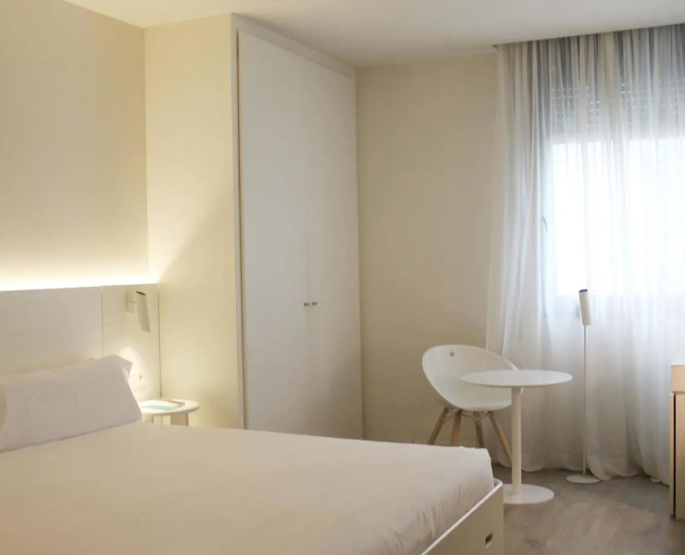 Pol & Grace Hotel Barcelona 4*,