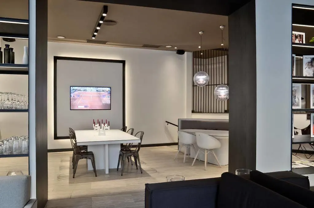 Pol & Grace Hotel Barcelona 4*,