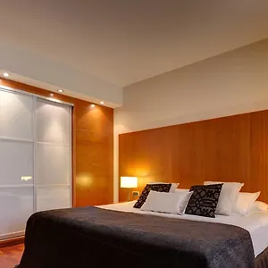 4* Ξενοδοχείο Acevi Villarroel